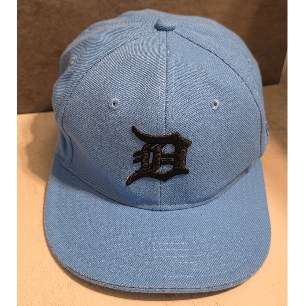 City Hunter Detroit Tigers MLB Hat Light Blue Black Old English D Logo XL Cap